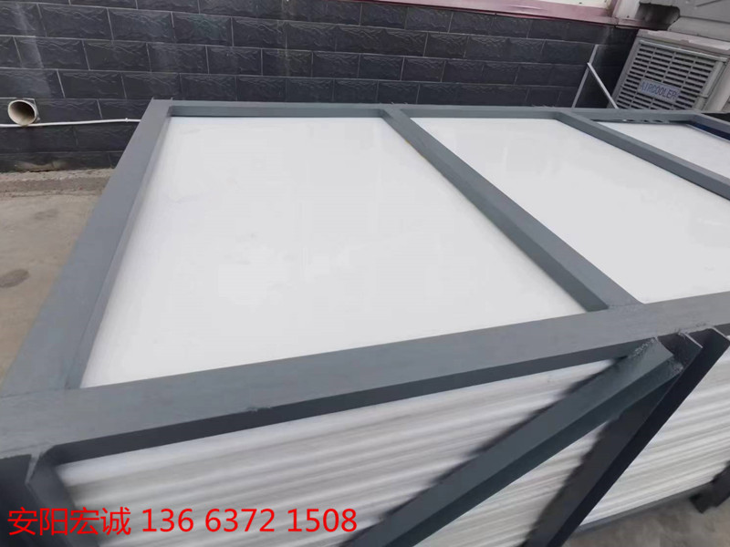 安陽(yáng)宏誠(chéng)：超高分子量聚乙烯襯板耐磨且絲滑