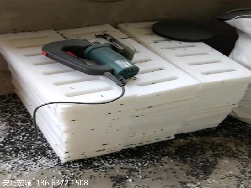 安陽(yáng)宏誠(chéng)：擠壓成型的超高分子量聚乙烯襯板