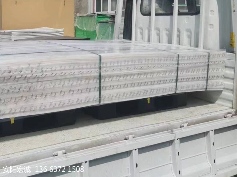 安陽宏誠：超高分子量聚乙烯板的多功能使用